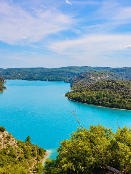 Vacances en Provence : lac d'esparron