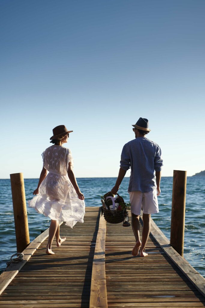 Hotel en France - promenade sur le fronton