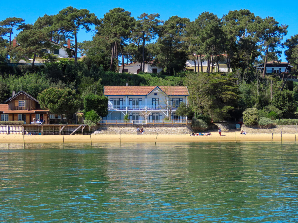 cap ferret, maisons traditionnelles et vue sur le bassin