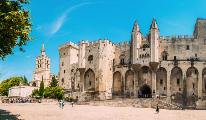 Visitez le palais des papes lors de votre week end avignon