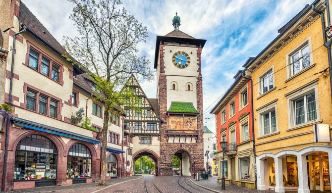 Découvrez Fribourg-en-Brisgau lors de votre voyage sans avion avec Hortense