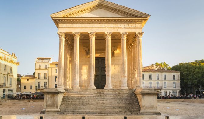 où partir en mars : découvrez Nîmes avec Hortense