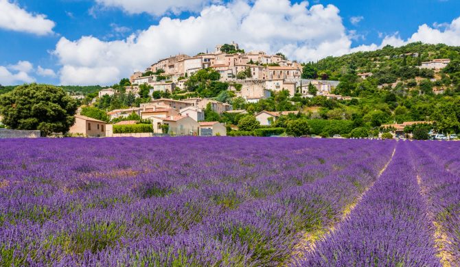 Simiane la Rotonde, Provence, France.
