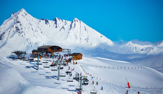 Découvrez la station de ski des Alpes les Arcs avec Hortense