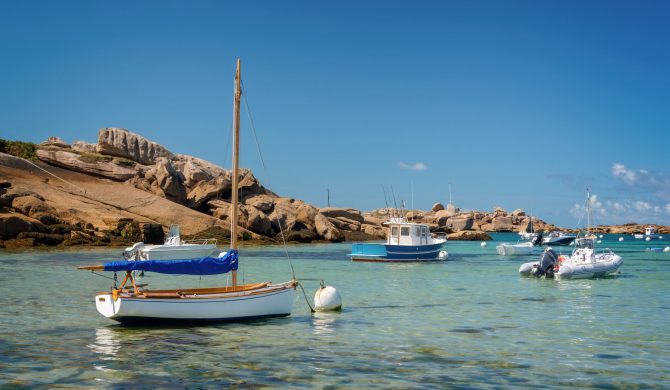 Découvrez la Plage du Coz-Pors lors de votre visite des plus belles plages de Bretagne avec Hortense