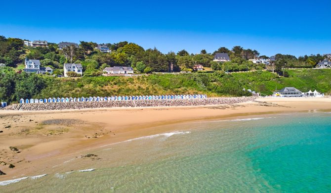 Découvrez Barneville Carteret lors de votre visite des plus belles plages de normandie avec Hortense