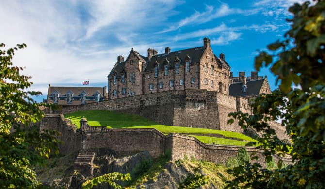 Découvrez Edimbourg lors de votre séjour sans avion avec Hortense