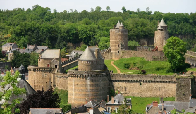 Centre historique de Vitré, avec ses maisons à colombages.