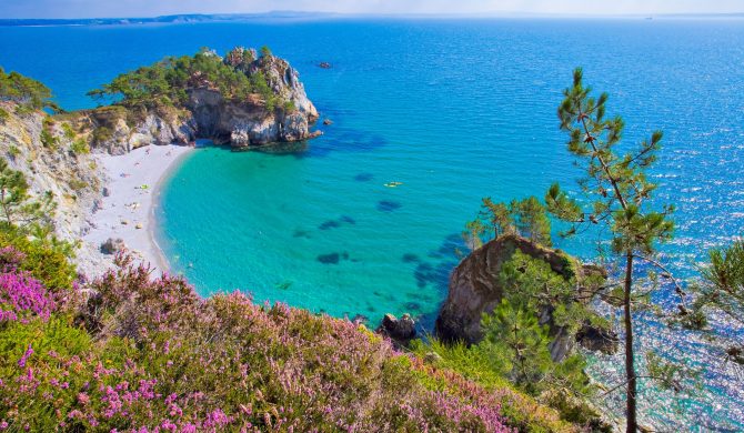 Découvrez la plage de l'Ile Verte lors de votre visite des plus belles plages de Bretagne avec Hortense