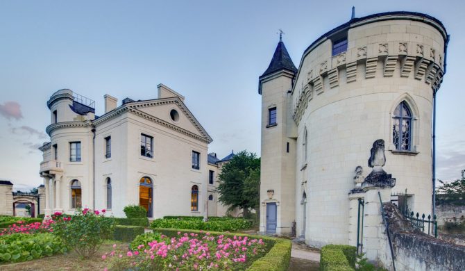 où partir en avril en famille : découvrez le château de Candes avec Hortense