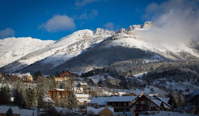 Découvrez le Vercors lors de vos itinéraires raquettes avec Hortense