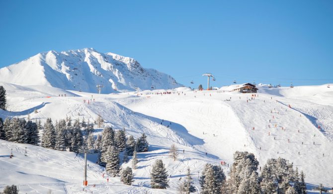 Découvrez la station de ski des Alpes la Plagne avec Hortense