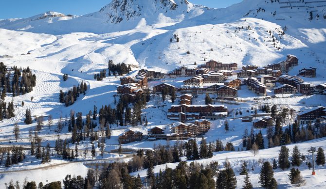 Découvrez la station de ski des Alpes la Plagne avec Hortense