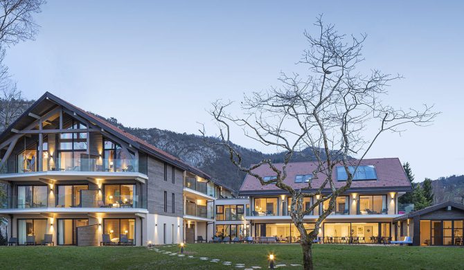 Où partir en mai ? découvrez La Villa Caroline