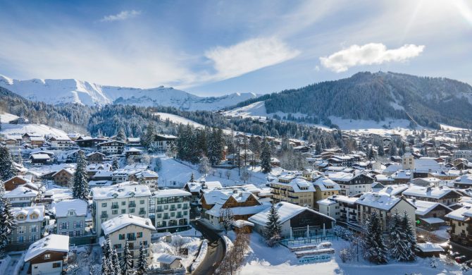 Profitez de la station de ski des Alpes de Megève avec Hortense